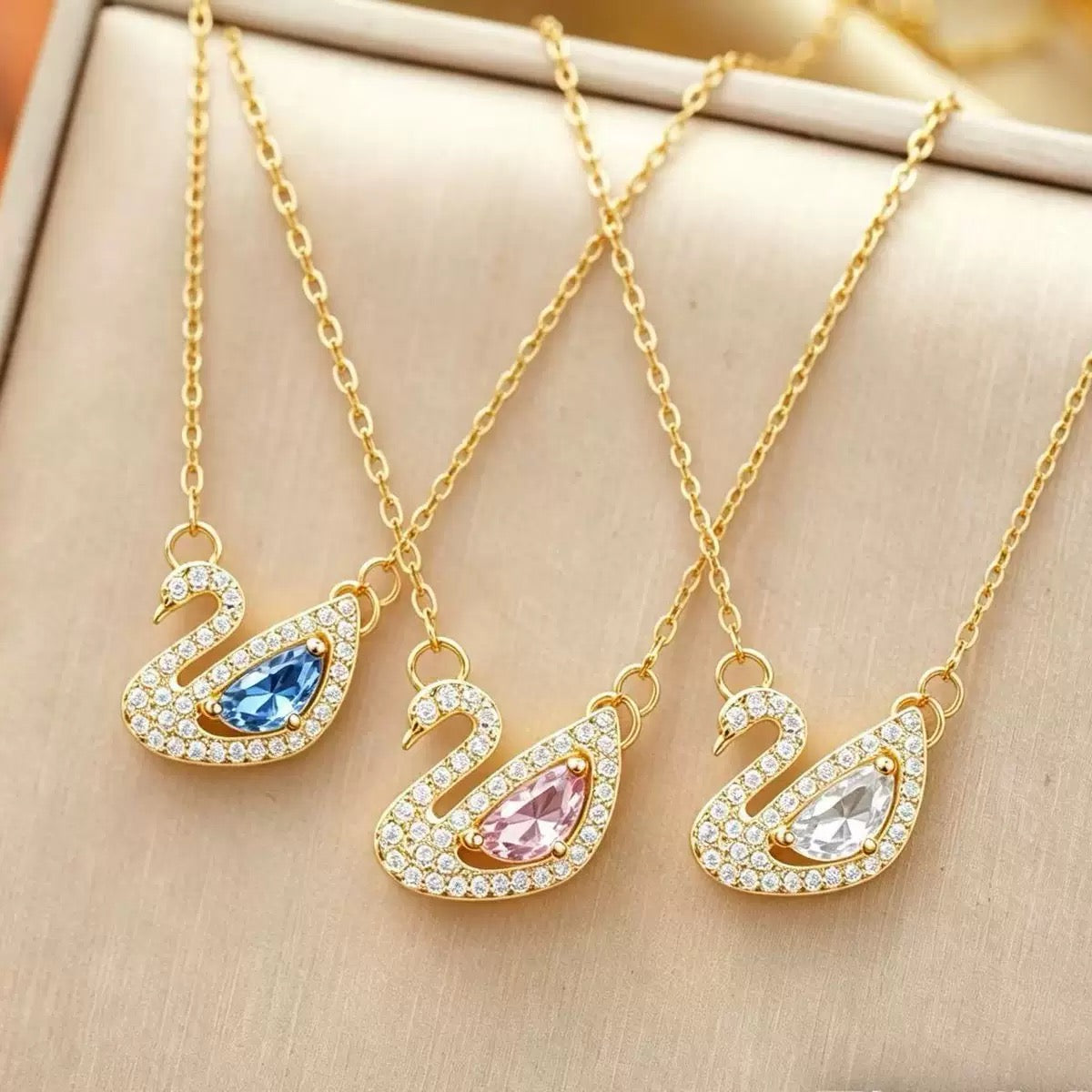 Elegant swan necklace with sparkling colored