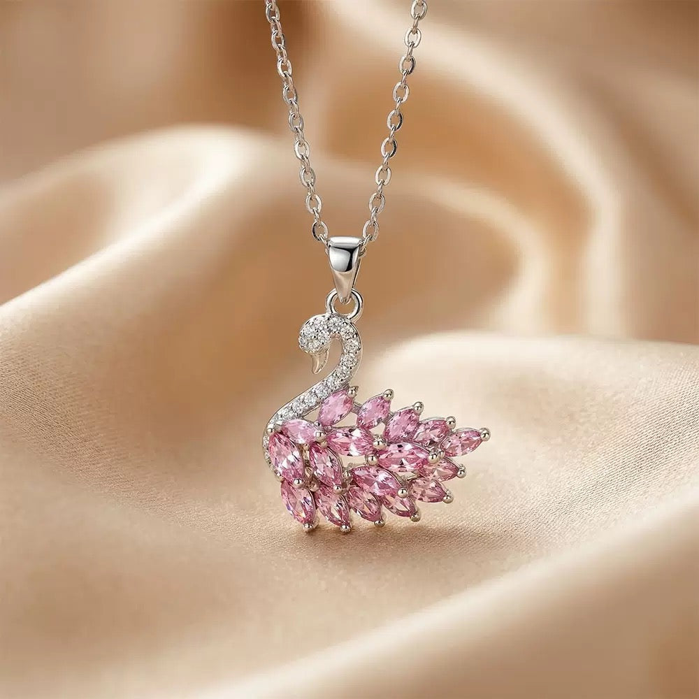 Gold Plated Swan Pendant Necklace with Sparkling Zircon - Elegant Clavicle Chain Jewelry for Women